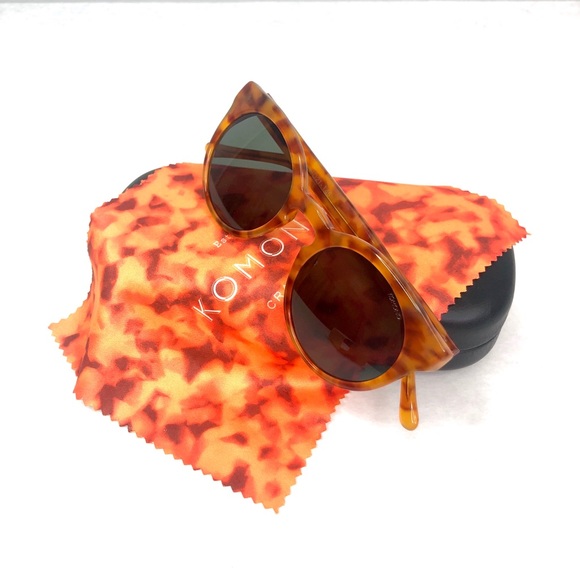 KOMONO Lulu Caramel Demi Sunglasses (NEW) 🕶 - Picture 4 of 14